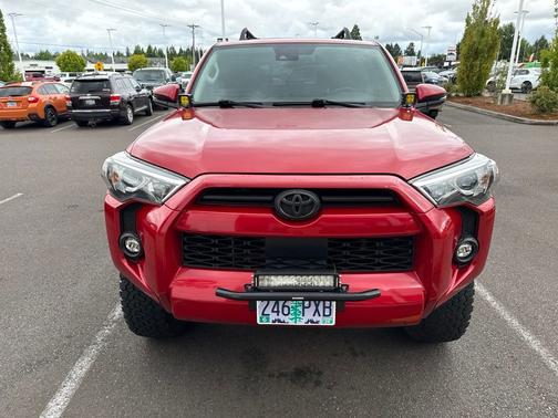Barcelona Red Metallic 2022 Toyota 4Runner SR5 Premium