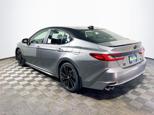 Metal 2026 Toyota Camry XSE