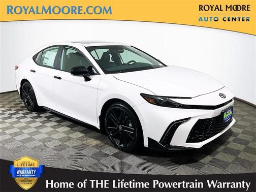 2026 Toyota Camry SE Nightshade