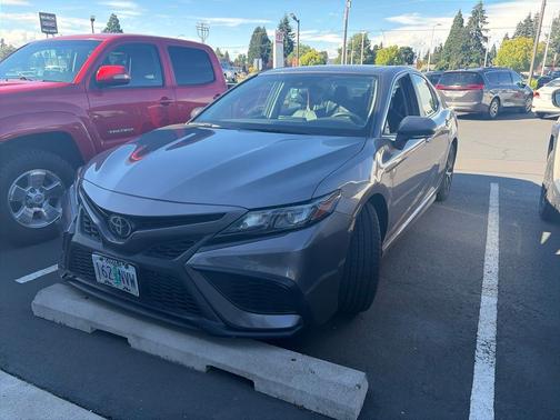 Predawn Gray Mica 2023 Toyota Camry SE