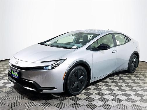 2026 Toyota Prius LE