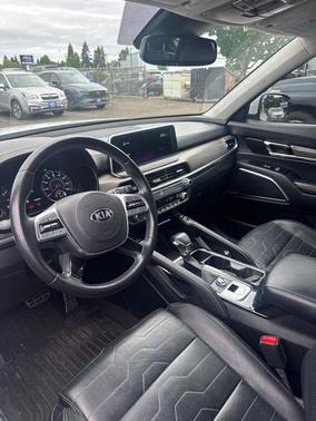 Glacial White Pearl 2021 Kia Telluride SX