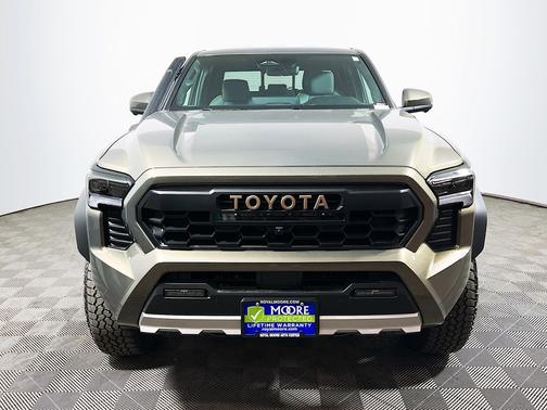 Bronze Oxide 2026 Toyota Tacoma Hybrid Trailhunter