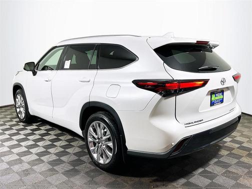 2025 Toyota Highlander Limited