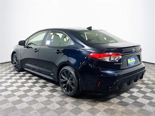 2025 Toyota Corolla Hybrid SE