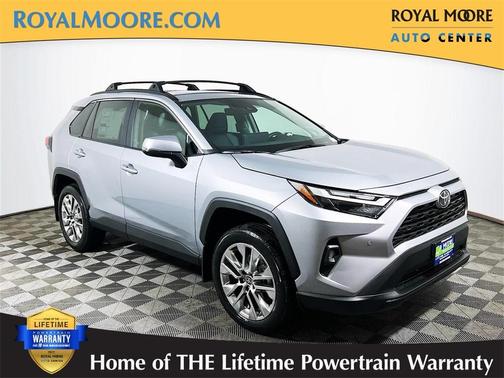 2025 Toyota RAV4 XLE Premium