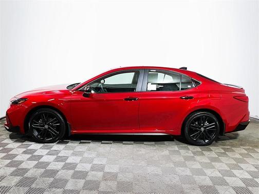 2026 Toyota Camry SE Nightshade