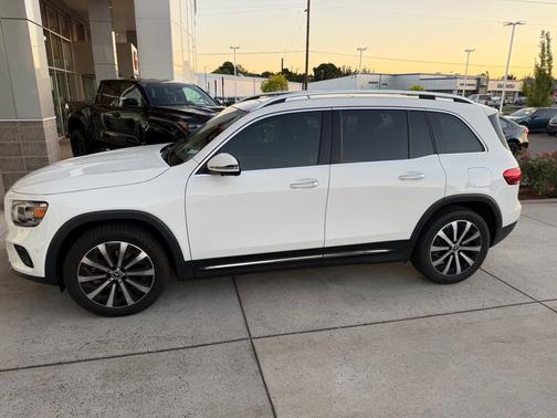 2022 Mercedes-Benz GLB 250 GLB 250