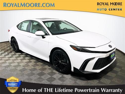 2026 Toyota Camry SE