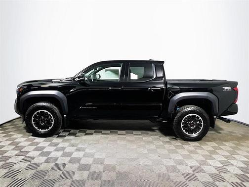 2025 Toyota Tacoma Hybrid TRD Off Road