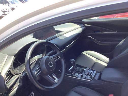 Snowflake White Pearl Mica 2023 Mazda CX-30 2.5 S Preferred Package