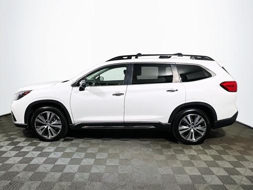 Crystal White Pearl 2022 Subaru Ascent Touring