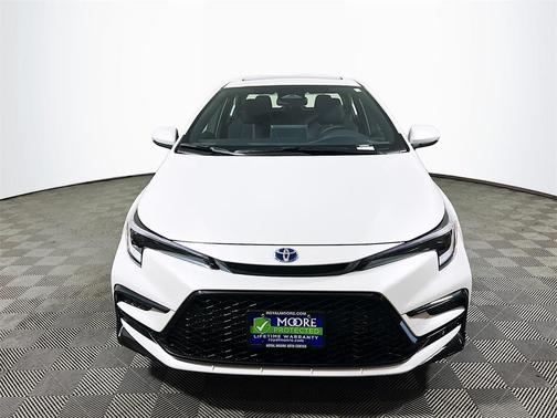 2025 Toyota Corolla Hybrid SE
