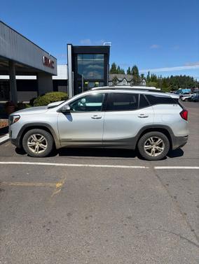 Quicksilver Metallic 2018 GMC Terrain SLE