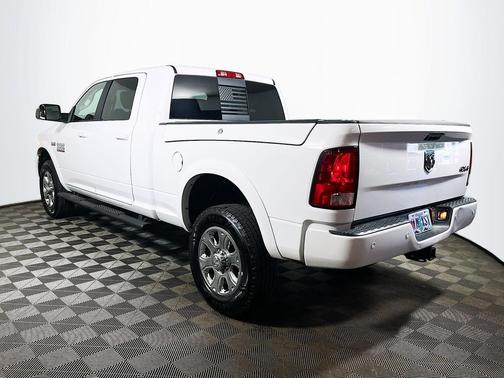 Bright White Clearcoat 2018 RAM 2500 Big Horn