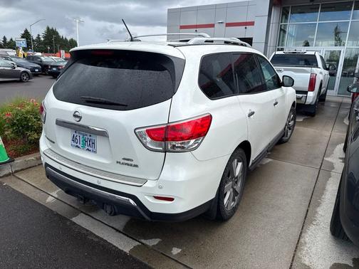 Pearl White 2015 Nissan Pathfinder Platinum