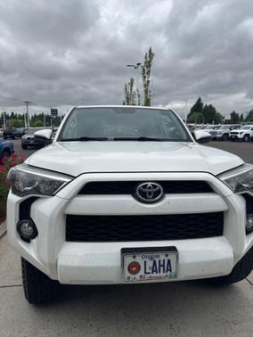 Super White 2018 Toyota 4Runner SR5