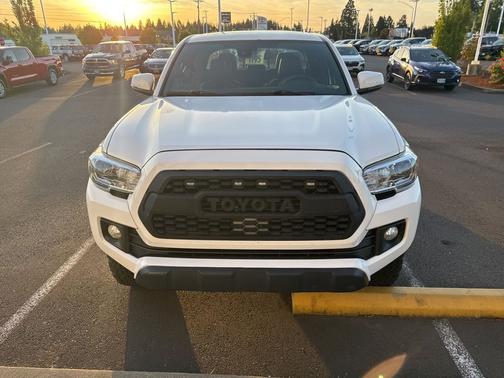 Super White 2019 Toyota Tacoma TRD Off-Road