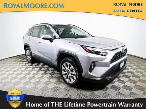 2025 Toyota RAV4 XLE Premium
