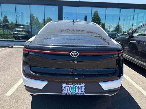 Black 2023 Toyota Crown Platinum