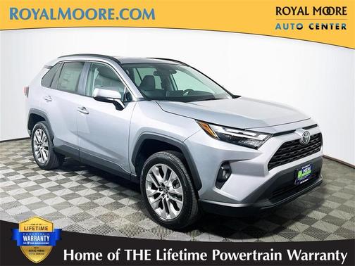 2025 Toyota RAV4 XLE Premium