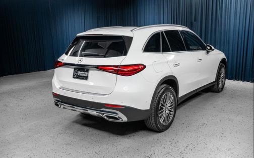 2026 Mercedes-Benz GLC 300 Base