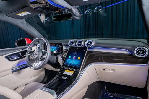 2025 Mercedes-Benz GLC 300 Base
