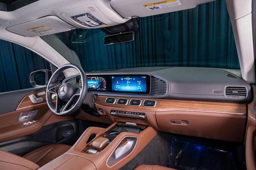 2026 Mercedes-Benz GLS 450 4MATIC