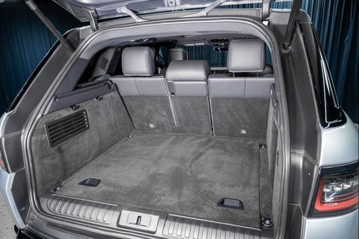 2021 Land Rover Range Rover Sport HSE Silver Edition