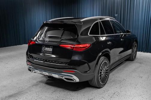 2025 Mercedes-Benz GLC 300 Base