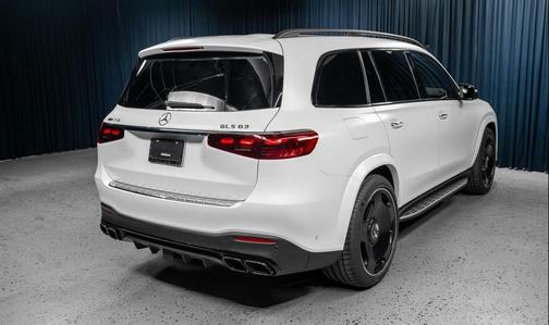 2025 Mercedes-Benz AMG GLS 63 Base