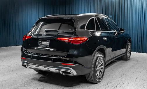 2025 Mercedes-Benz GLC 300 Base