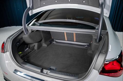 MANUFAKTUR Alpine Grey 2026 Mercedes-Benz E-Class 4MATIC