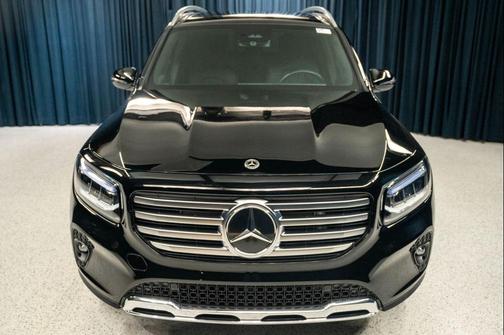 Night Black 2024 Mercedes-Benz GLB 250 4MATIC