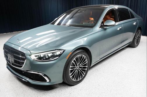 Verde Silver Metallic 2026 Mercedes-Benz S-Class 4MATIC