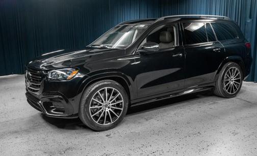 2025 Mercedes-Benz GLS 450 4MATIC