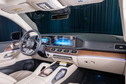 2025 Mercedes-Benz GLS 450 4MATIC