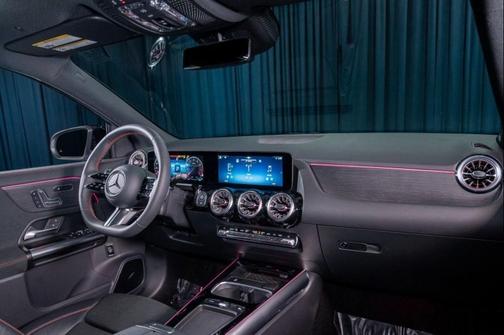 Cirrus Silver Metallic 2026 Mercedes-Benz GLA 250 4MATIC
