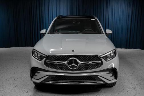 2026 Mercedes-Benz GLC 300 Base