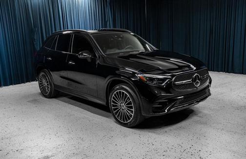 2026 Mercedes-Benz GLC 300 4MATIC