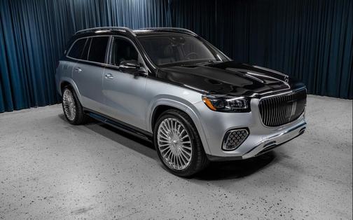 Cirrus Silver/Obsidian Black 2025 Mercedes-Benz Maybach GLS 600 4MATIC