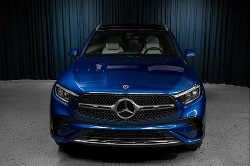 2023 Mercedes-Benz GLC 300 Base