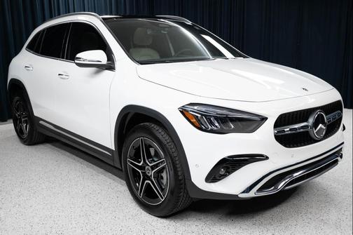 Polar White 2026 Mercedes-Benz GLA 250 4MATIC