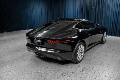 2019 Jaguar F-TYPE P300