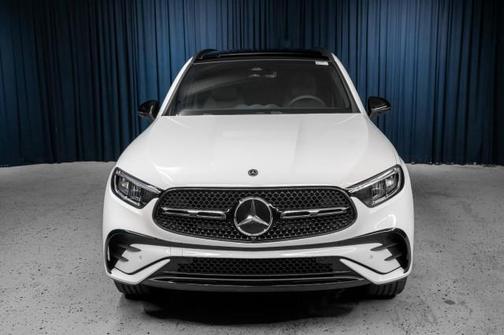 2025 Mercedes-Benz GLC 300 Base