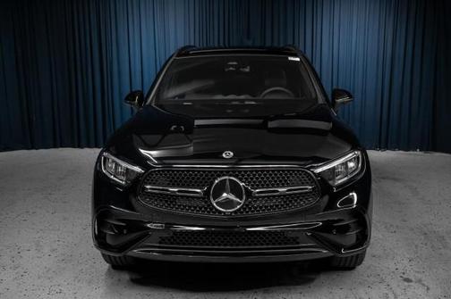 2025 Mercedes-Benz GLC 350e Base