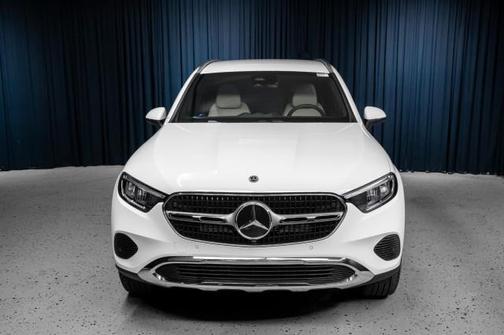 2026 Mercedes-Benz GLC 300 Base