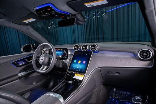 2026 Mercedes-Benz GLC 300 Base