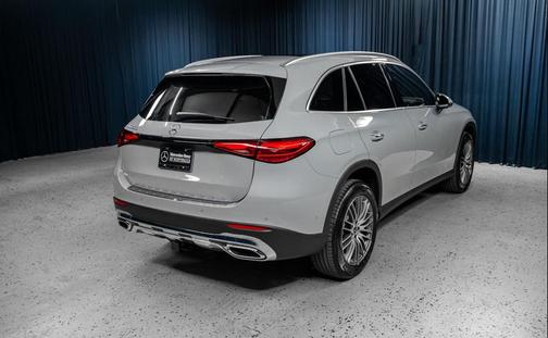 2026 Mercedes-Benz GLC 300 Base