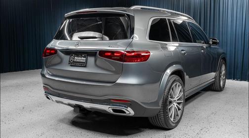 2025 Mercedes-Benz GLS 450 4MATIC